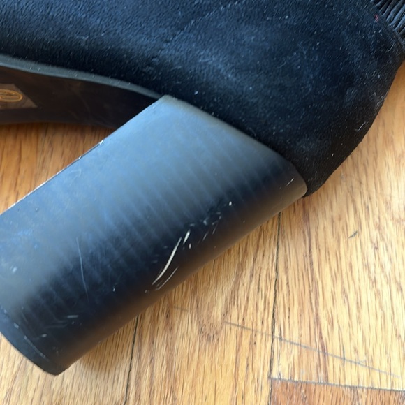 Booties - Picture 5 of 6